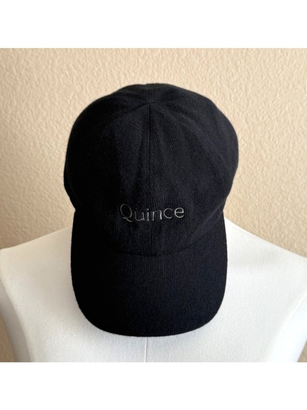 QUINCE Cashmere Adjustable Strap Back Baseball Cap Front Logo Size S/XS Black